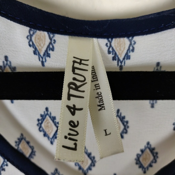 Live 4 Truth Indian Elephant Pattern Light Tank - Picture 3 of 5